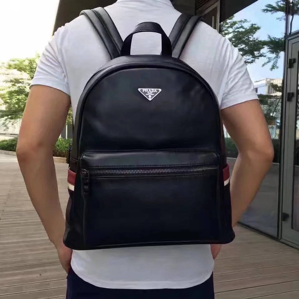 Authenticating the Prada 1002 Men Backpack: A Comprehensive Guide Prada 1002 Men Backpack Black 1