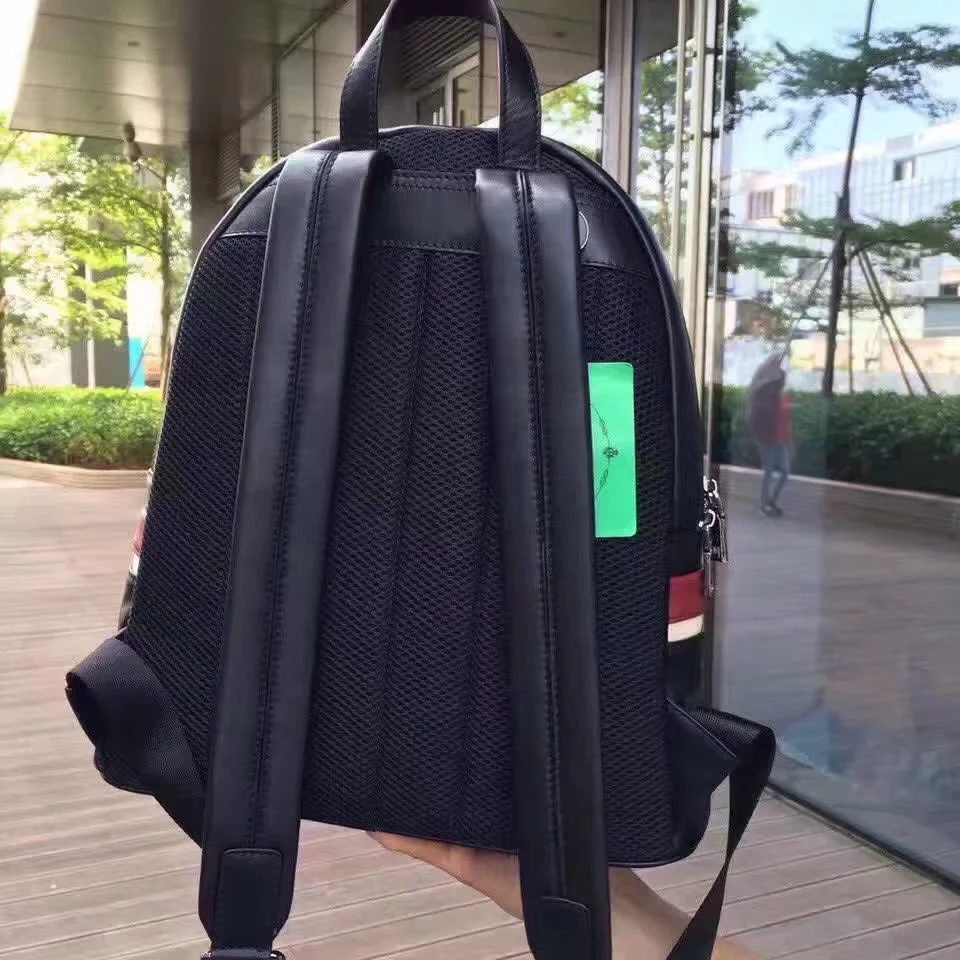 Authenticating the Prada 1002 Men Backpack: A Comprehensive Guide Prada 1002 Men Backpack Black 4
